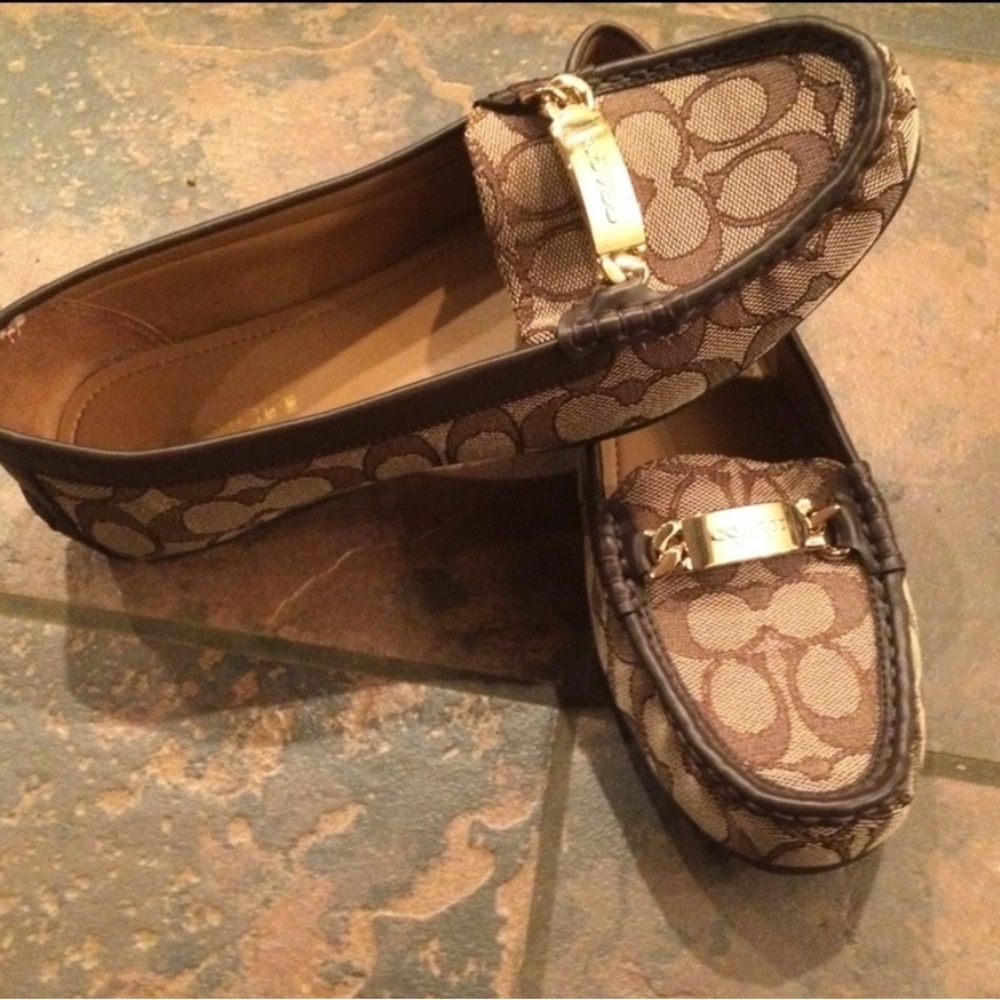 Coach shoes. Size 9 new! Never worn!